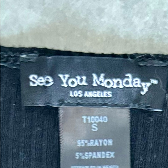 Long Cardigan - Picture 2 of 3